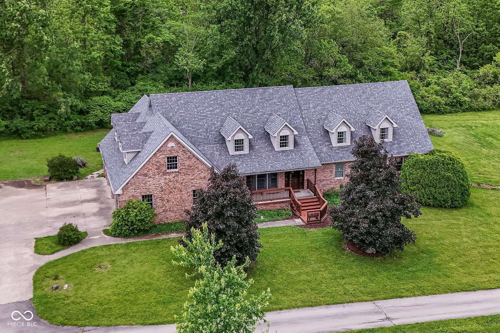 1.84 Acres of Land with Home for Sale in Elwood, Indiana