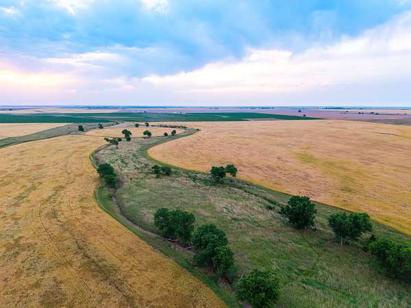 160 Acres of Land for Sale in Wakita, Oklahoma