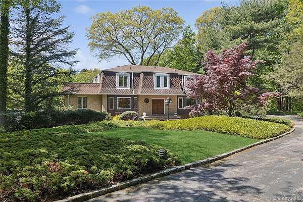 2 Acres of Land with Home for Sale in Oyster Bay Cove, New York