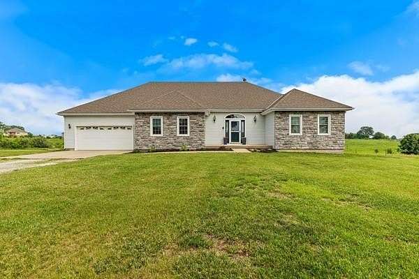 10 Acres of Land with Home for Sale in Kansas City, Missouri