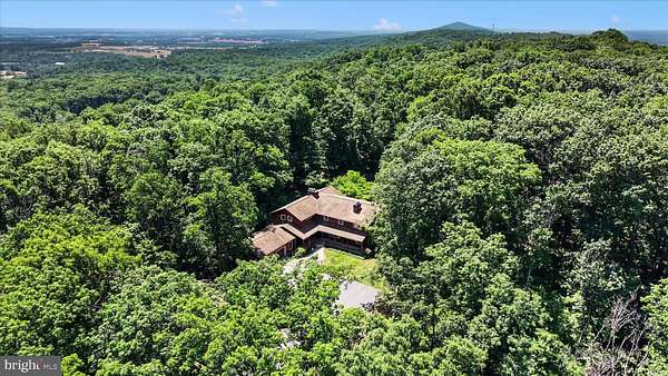 11.3 Acres of Land with Home for Sale in Frederick, Maryland