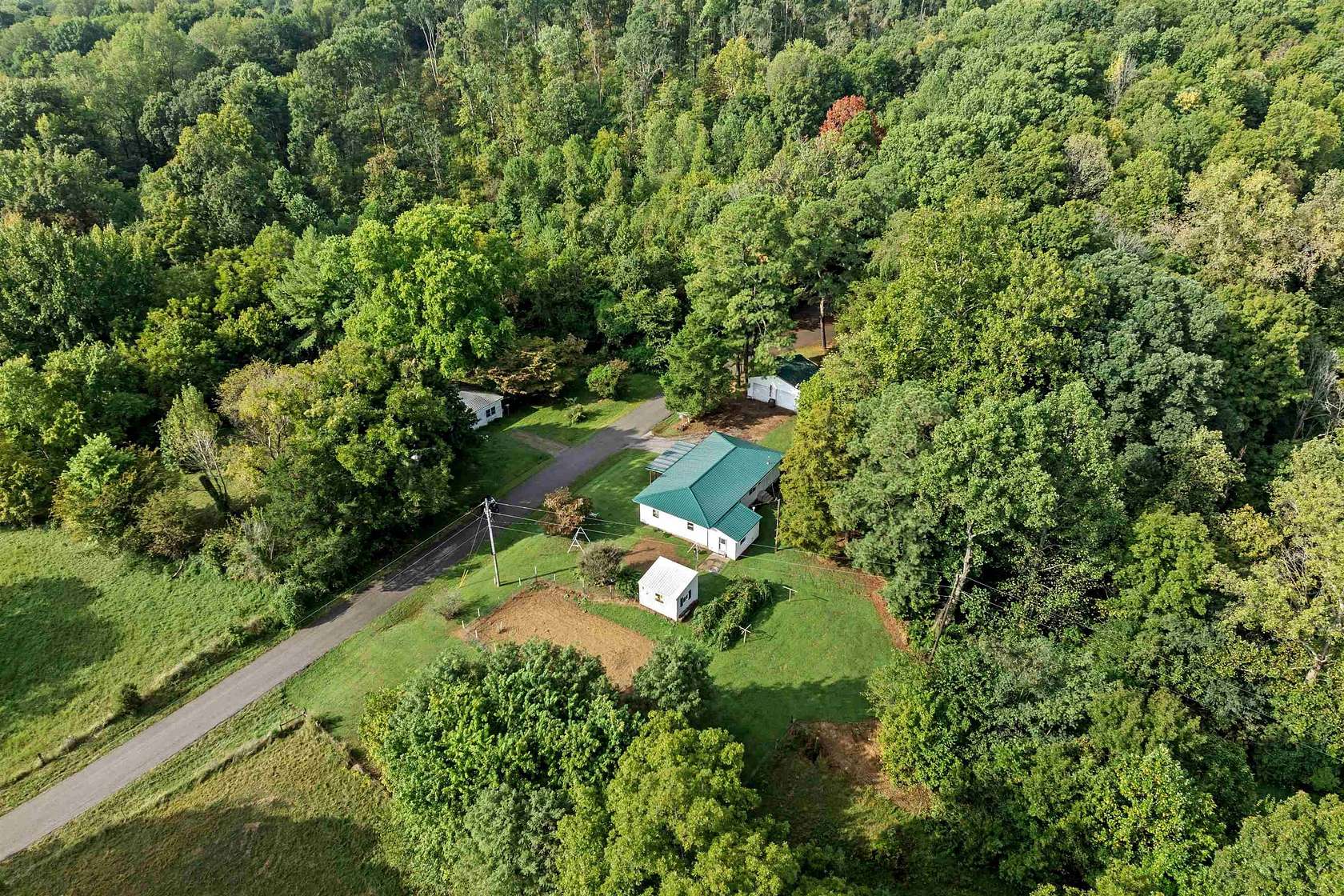 4 Acres of Land with Home for Sale in Sturgis, Kentucky