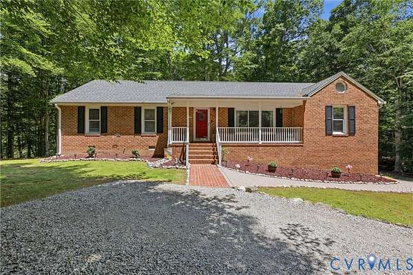 2.32 Acres of Land with Home for Sale in Chesterfield, Virginia