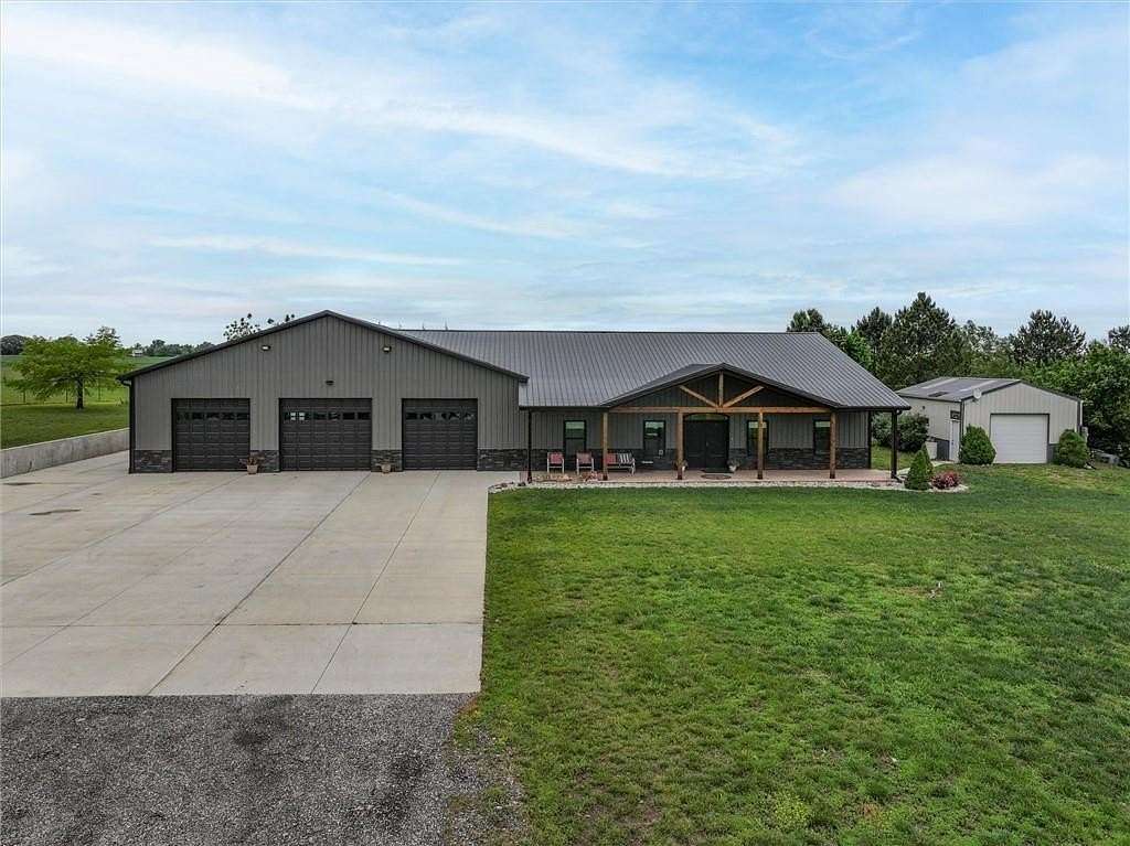 9.46 Acres of Land with Home for Sale in Linwood, Kansas