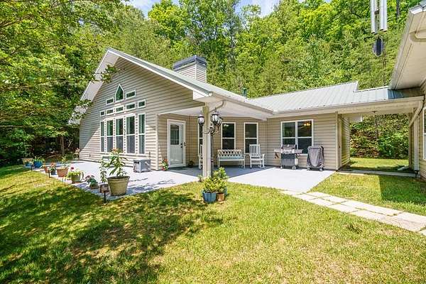 2.5 Acres of Land with Home for Sale in Ellijay, Georgia