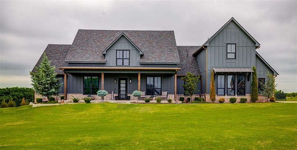 2 Acres of Land with Home for Sale in Norman, Oklahoma
