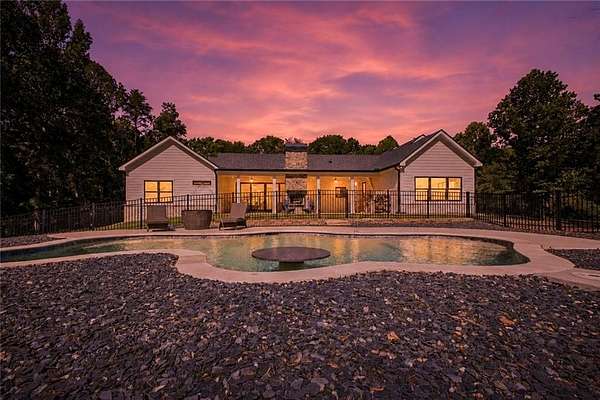 5 Acres of Land with Home for Sale in Fairmount, Georgia