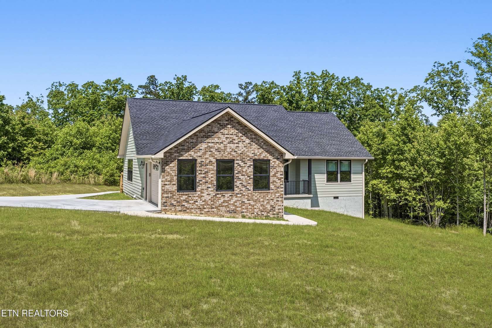 2 Acres of Land with Home for Sale in Huntsville, Tennessee