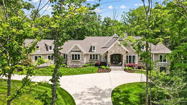 4.86 Acres of Land with Home for Sale in Clearcreek Township, Ohio