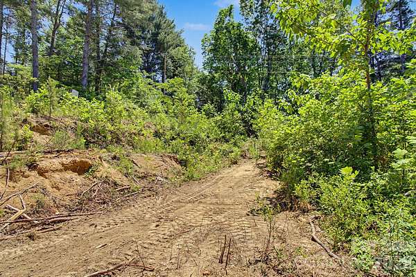 1.38 Acres of Residential Land for Sale in Hendersonville, North Carolina