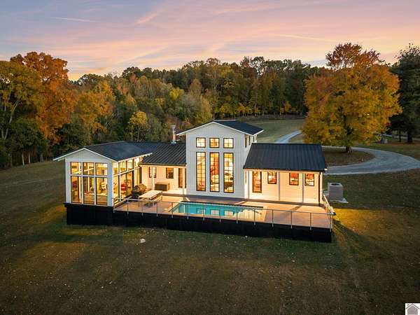 5.16 Acres of Land with Home for Sale in Eddyville, Kentucky