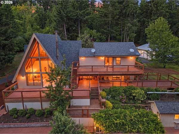 3.55 Acres of Land with Home for Sale in Springfield, Oregon