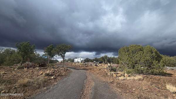 40 Acres of Land for Sale in Ash Fork, Arizona