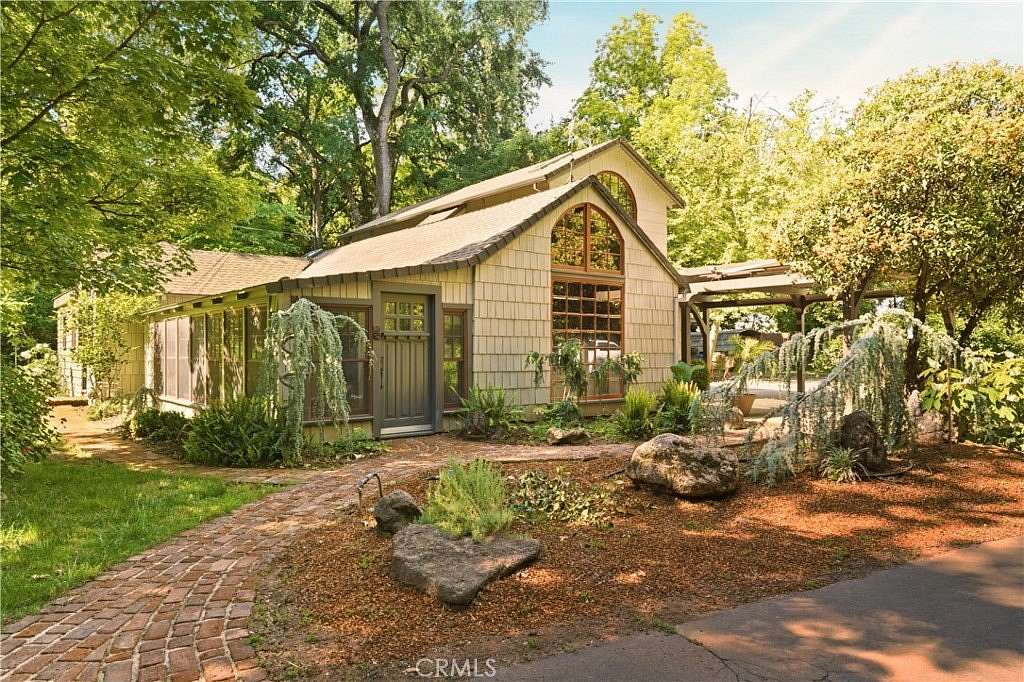 5.35 Acres of Land with Home for Sale in Durham, California
