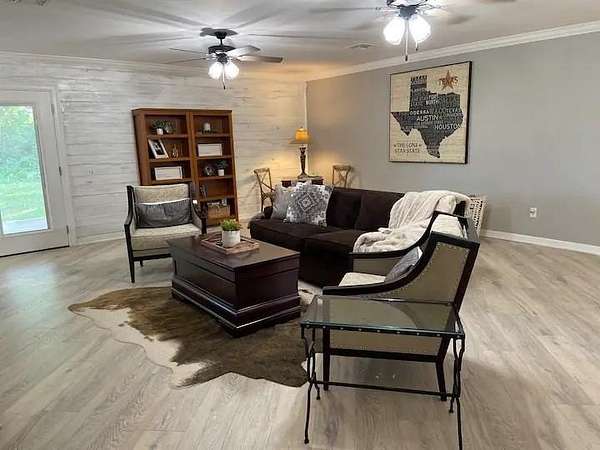 5.56 Acres of Land with Home for Sale in Sunset, Texas
