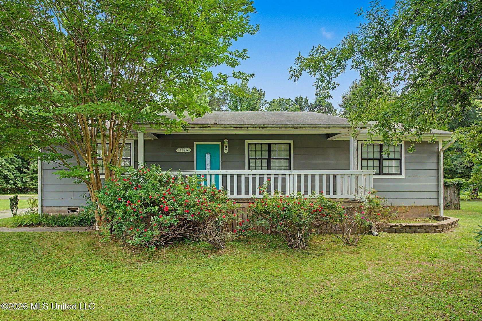 1.6 Acres of Land with Home for Sale in Nesbit, Mississippi