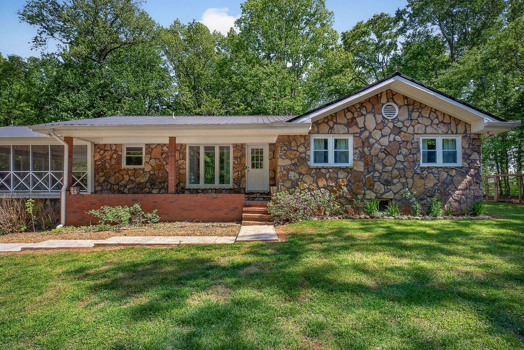 2 Acres of Land with Home for Sale in Sparta, Tennessee