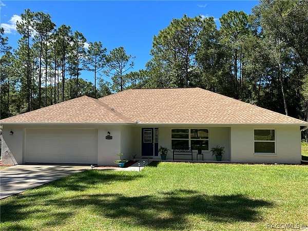 4.84 Acres of Land with Home for Sale in Inverness, Florida