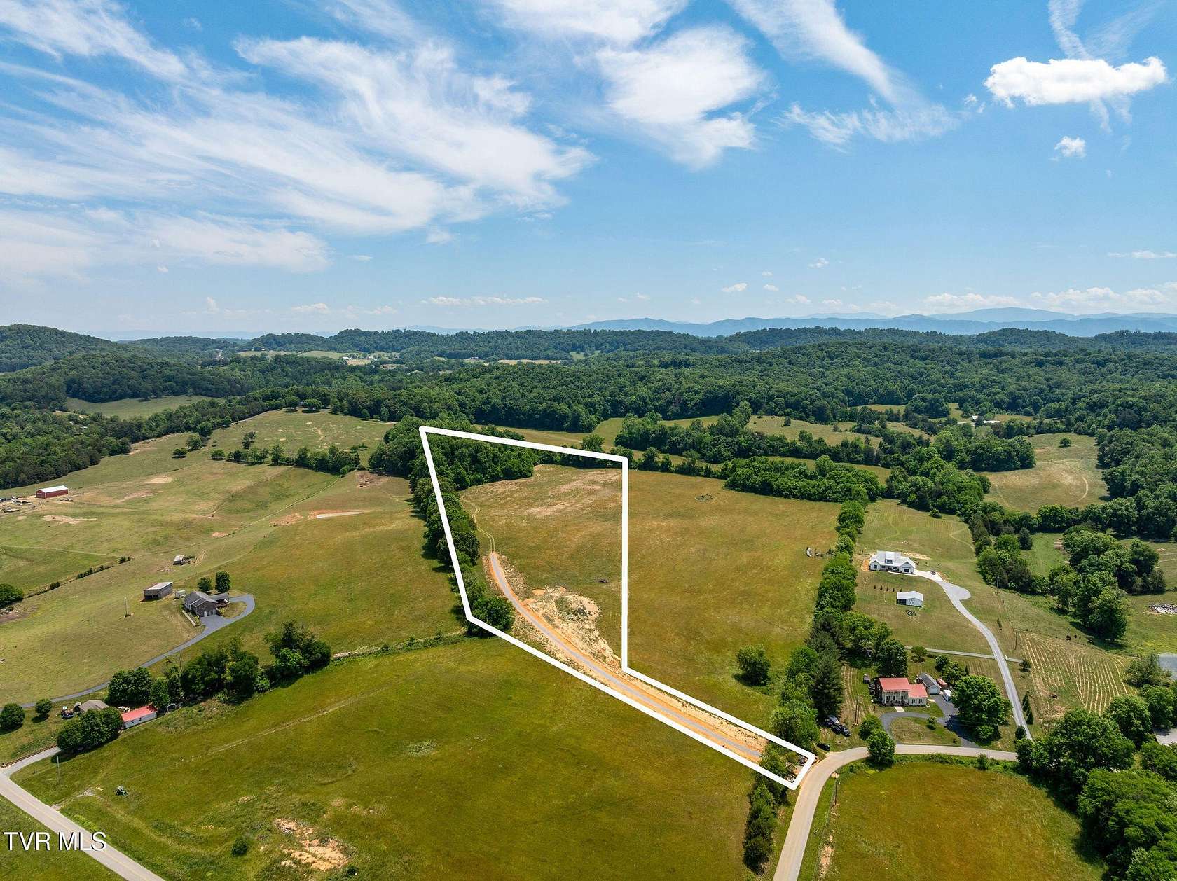 15 Acres of Land for Sale in Jonesborough, Tennessee