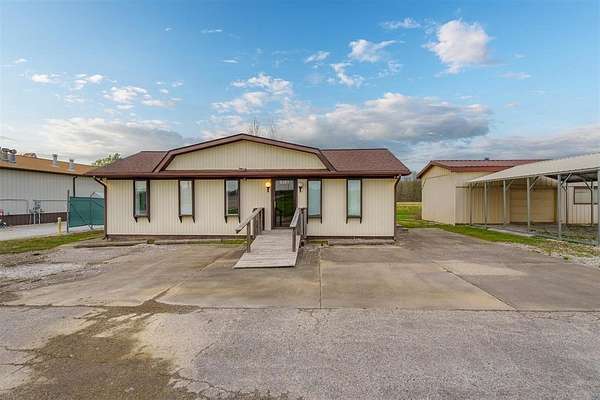 3.87 Acres of Improved Commercial Land for Sale in Owensboro, Kentucky