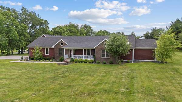 5 Acres of Land with Home for Sale in Georgetown, Kentucky