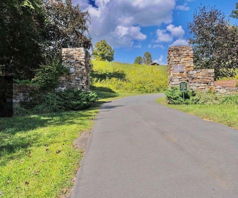 1.3 Acres of Residential Land for Sale in Butler, Tennessee