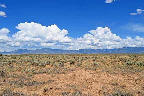 0.25 Acres of Land for Sale in Los Lunas, New Mexico