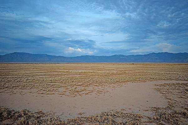 0.25 Acres of Land for Sale in Los Lunas, New Mexico