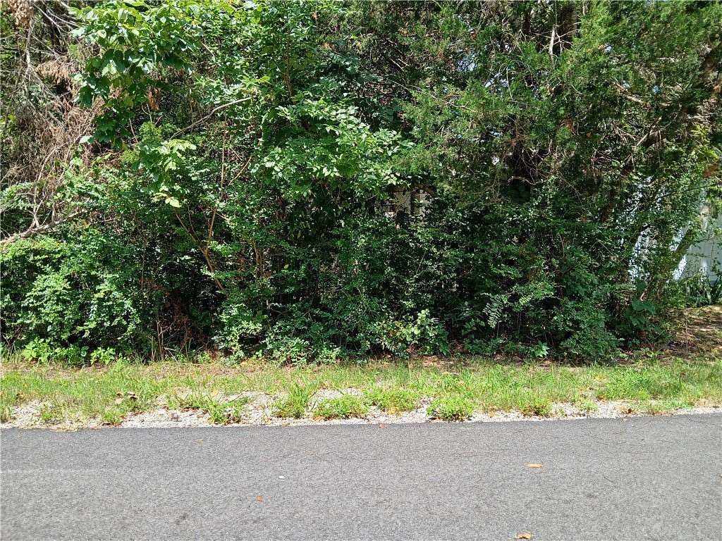 0.17 Acres of Land for Sale in Briarcliff, Arkansas