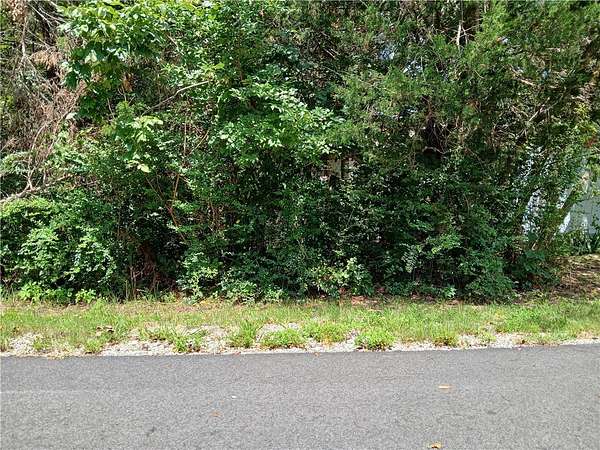 0.17 Acres of Land for Sale in Briarcliff, Arkansas