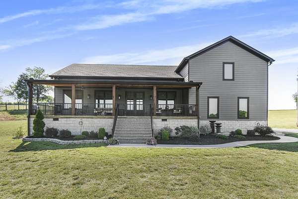 16.2 Acres of Recreational Land with Home for Sale in Castalian Springs, Tennessee