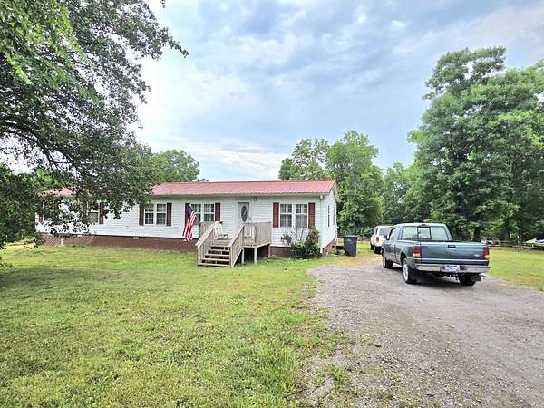 1.7 Acres of Land with Home for Sale in Lebanon, Tennessee