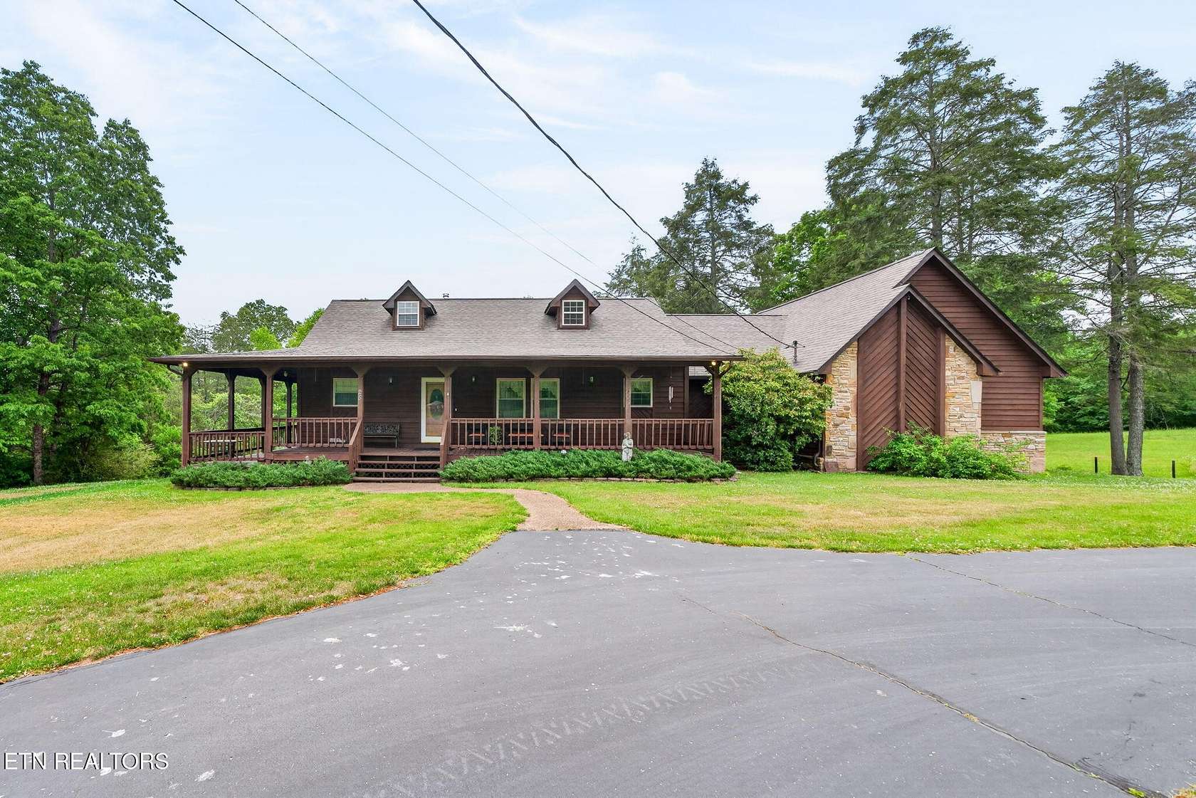 6.82 Acres of Land with Home for Sale in Crossville, Tennessee