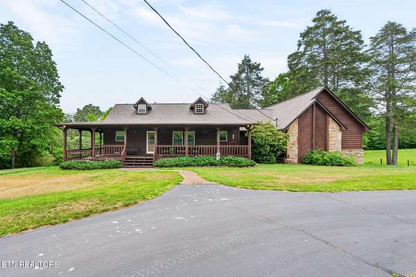 6.82 Acres of Land with Home for Sale in Crossville, Tennessee