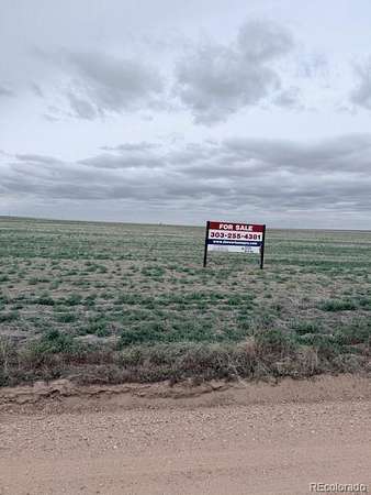 100 Acres of Land for Sale in Roggen, Colorado