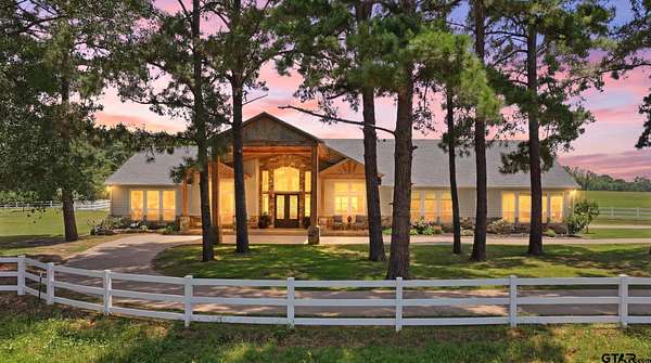 40 Acres of Land with Home for Sale in Bullard, Texas