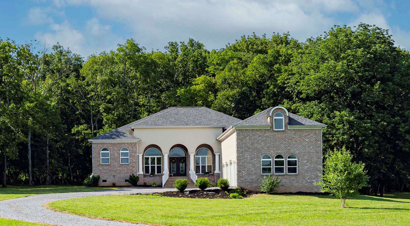 3 Acres of Land with Home for Sale in Murfreesboro, Tennessee