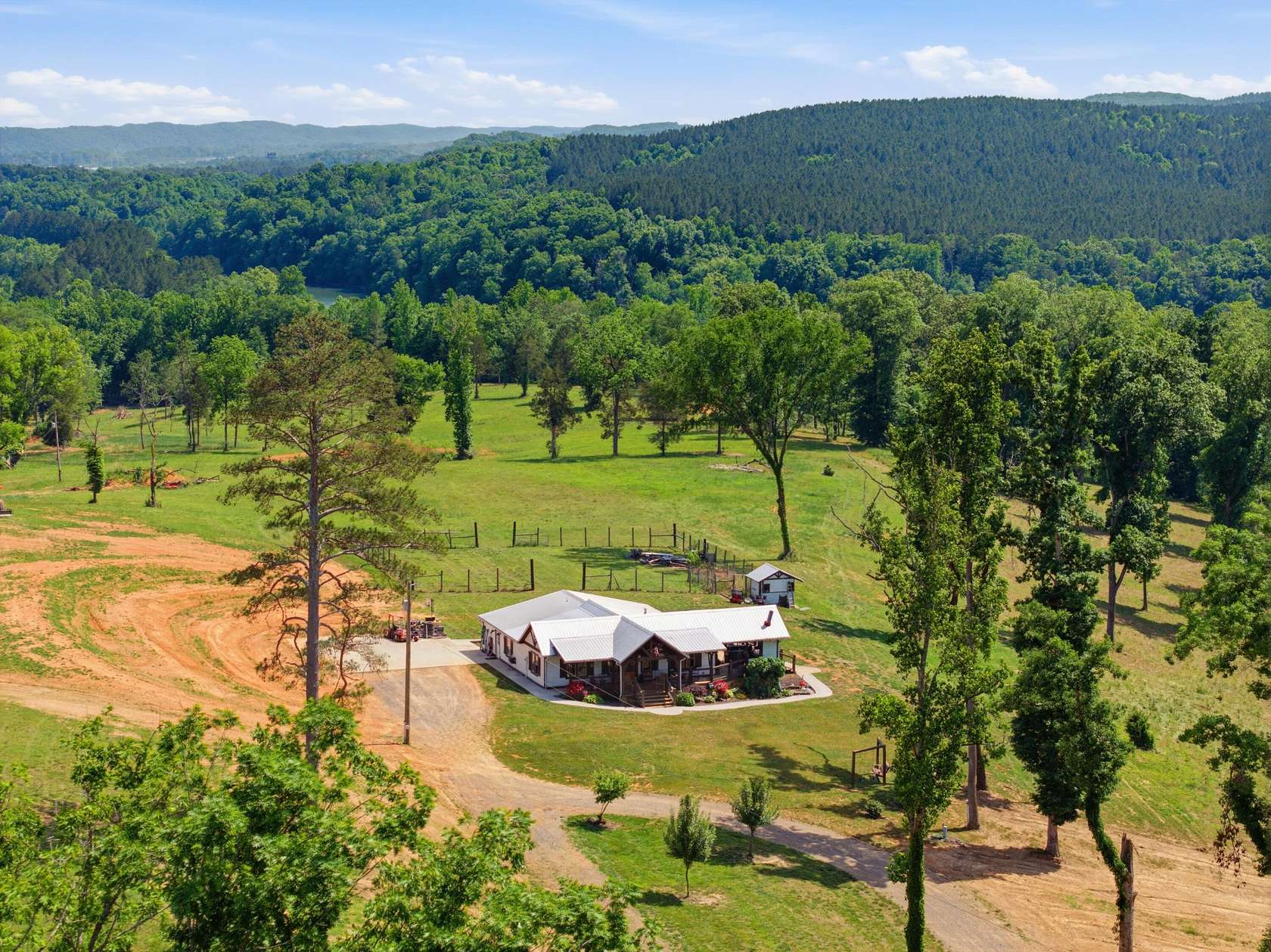 15 Acres of Land with Home for Sale in Calhoun, Tennessee