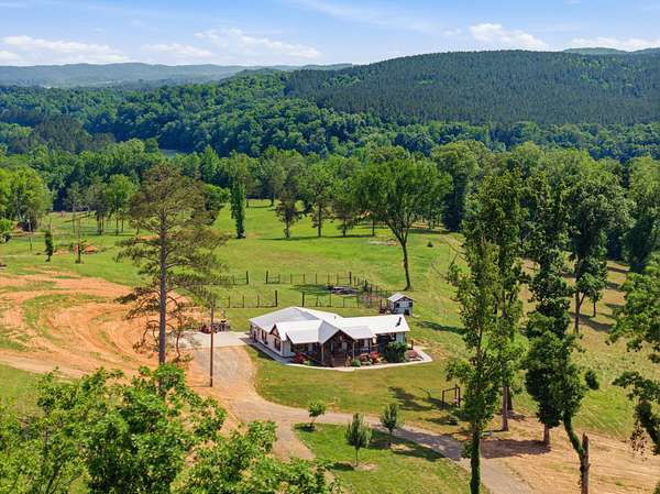 15 Acres of Land with Home for Sale in Calhoun, Tennessee
