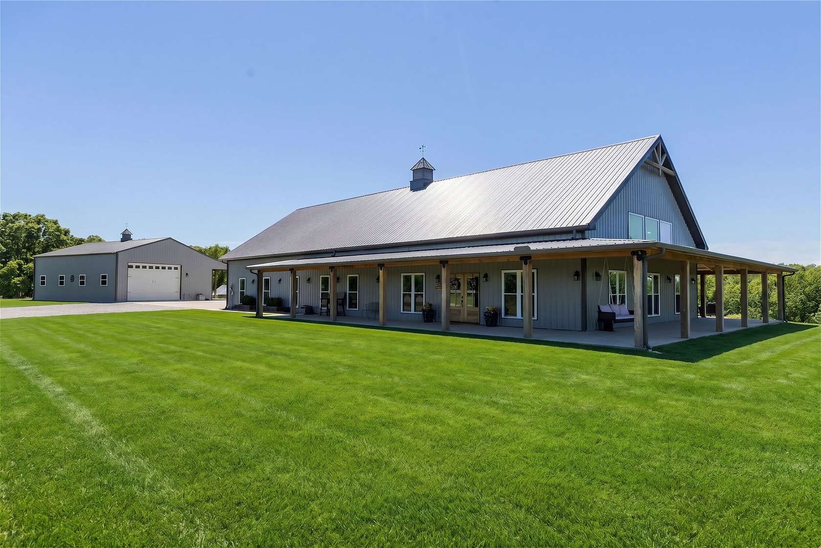 15 Acres of Land with Home for Sale in Nunnelly, Tennessee