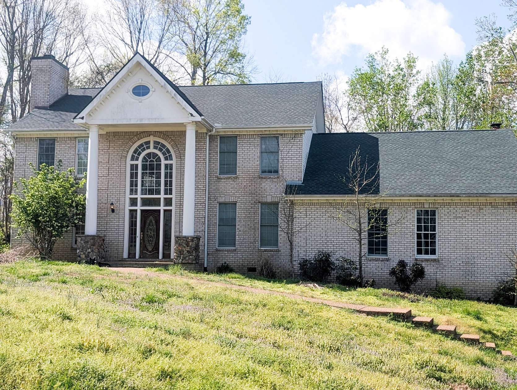 5.72 Acres of Land with Home for Auction in Nashville, Tennessee