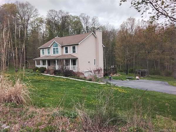 10.4 Acres of Land with Home for Sale in Chester, New York