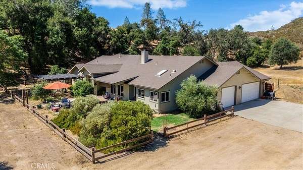 10 Acres of Land with Home for Sale in Santa Margarita, California