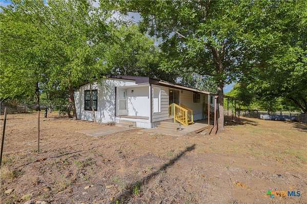 3.79 Acres of Improved Mixed-Use Land for Sale in Luling, Texas