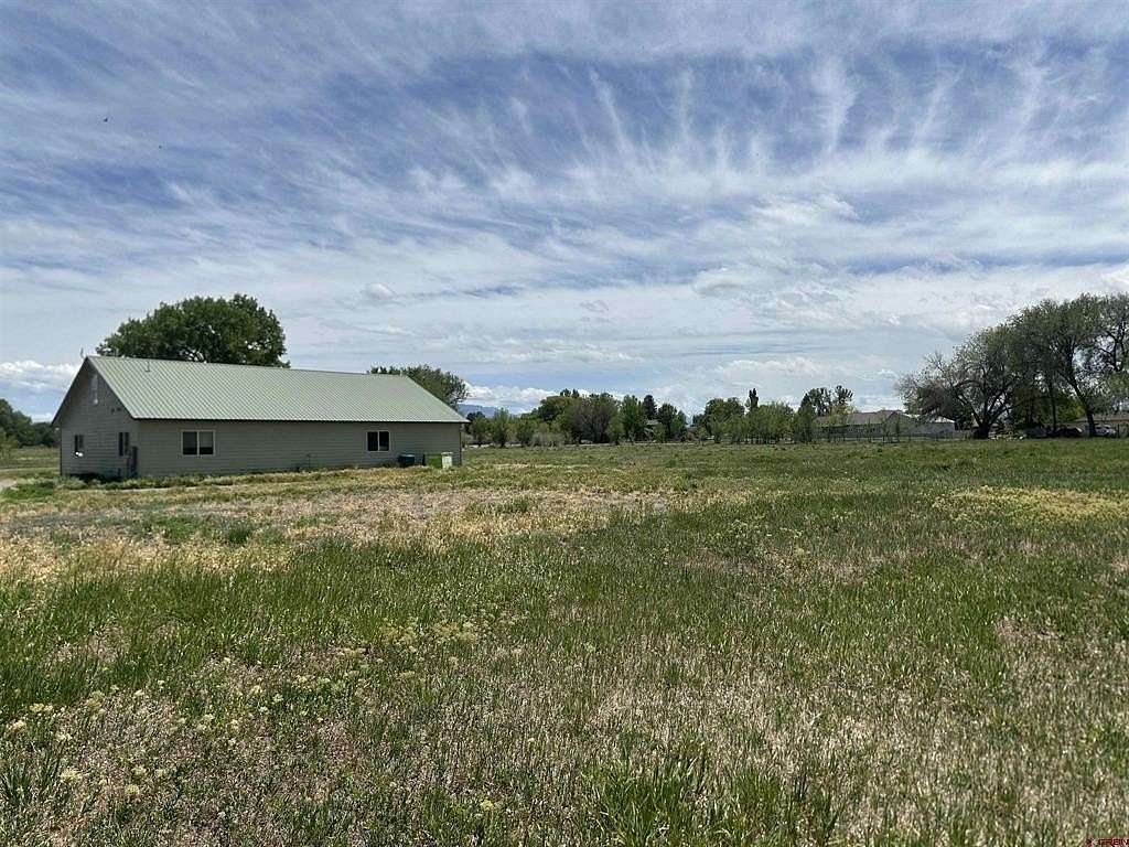 3.84 Acres of Land for Sale in Montrose, Colorado