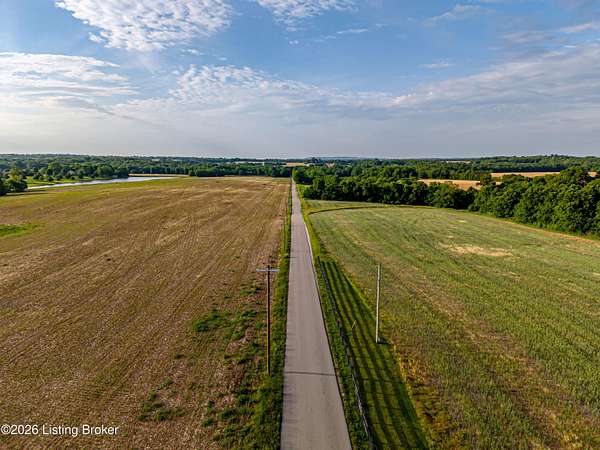 5 Acres of Land for Sale in Shelbyville, Kentucky