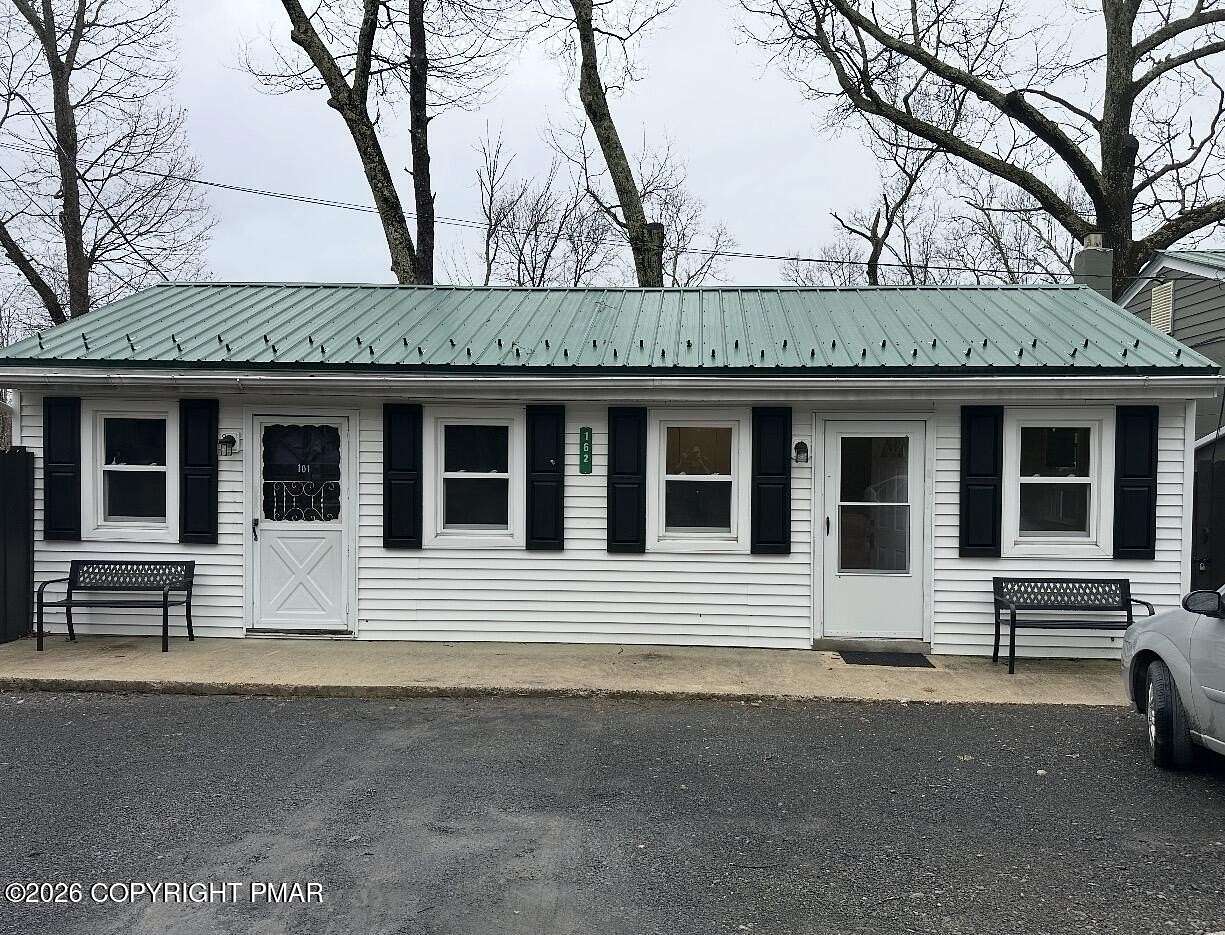 0.76 Acres of Improved Residential Land for Lease in East Stroudsburg, Pennsylvania