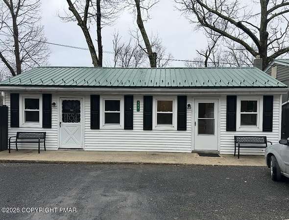 0.76 Acres of Improved Residential Land for Lease in East Stroudsburg, Pennsylvania
