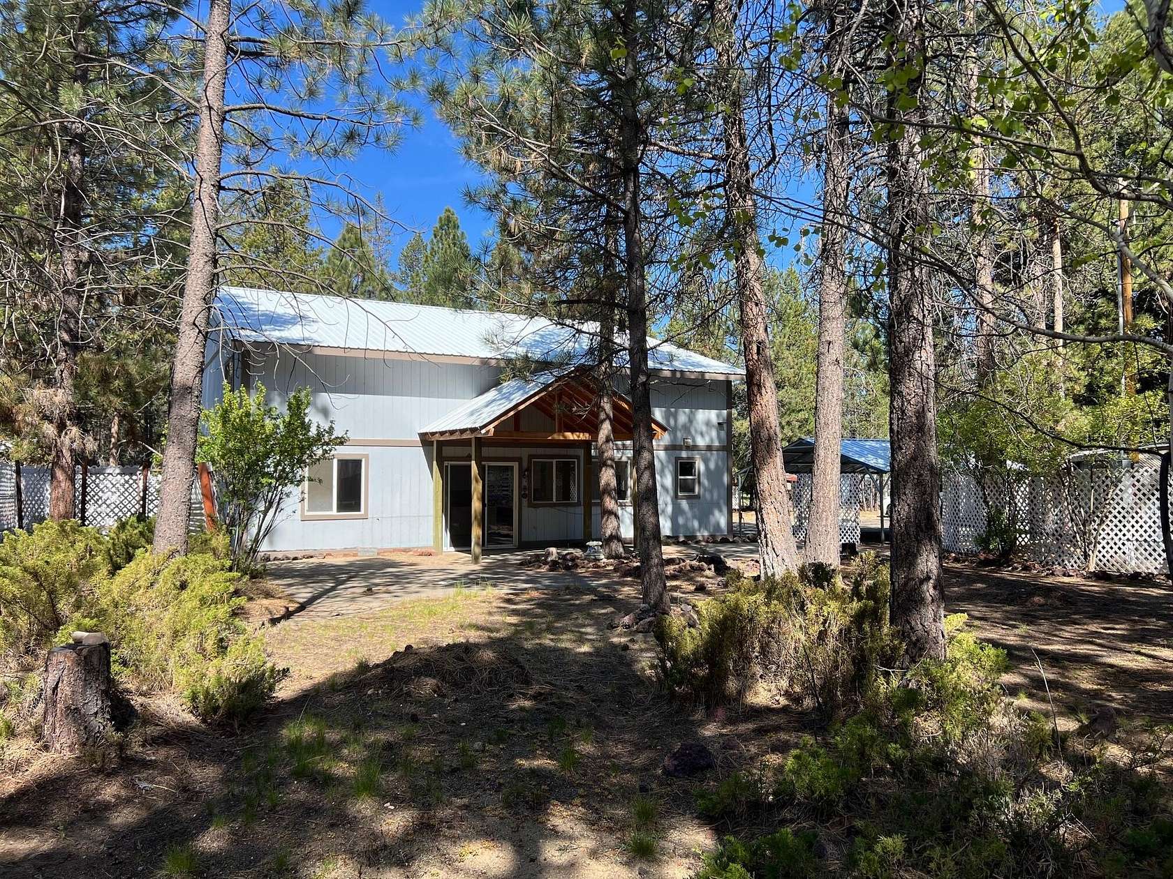 1 Acre of Land with Home for Sale in La Pine, Oregon