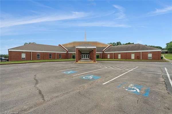 20 Acres of Improved Commercial Land for Sale in Sallisaw, Oklahoma